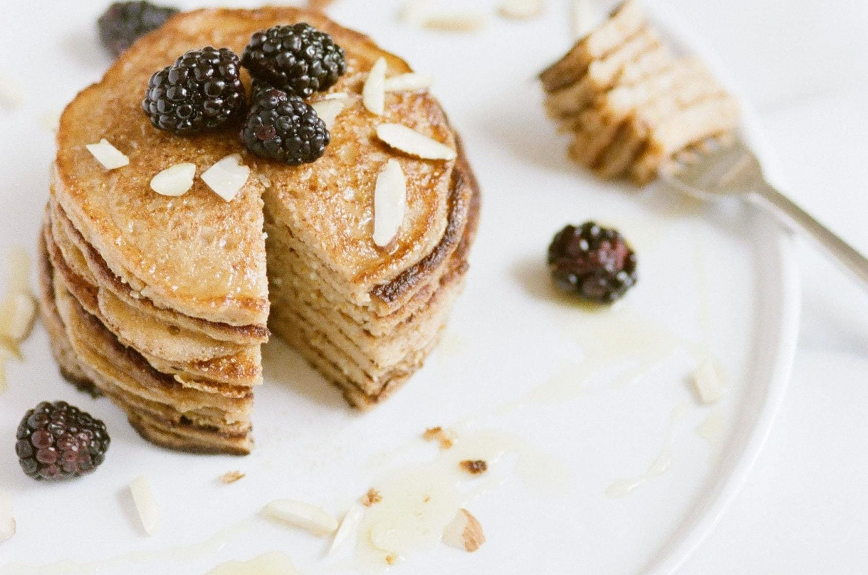 3-Ingredient Protein Pancakes