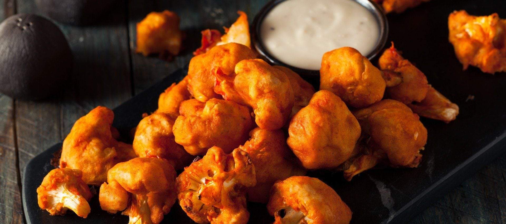 Caliente Cauli Bites with Super Buffalo Shroom Sauce
