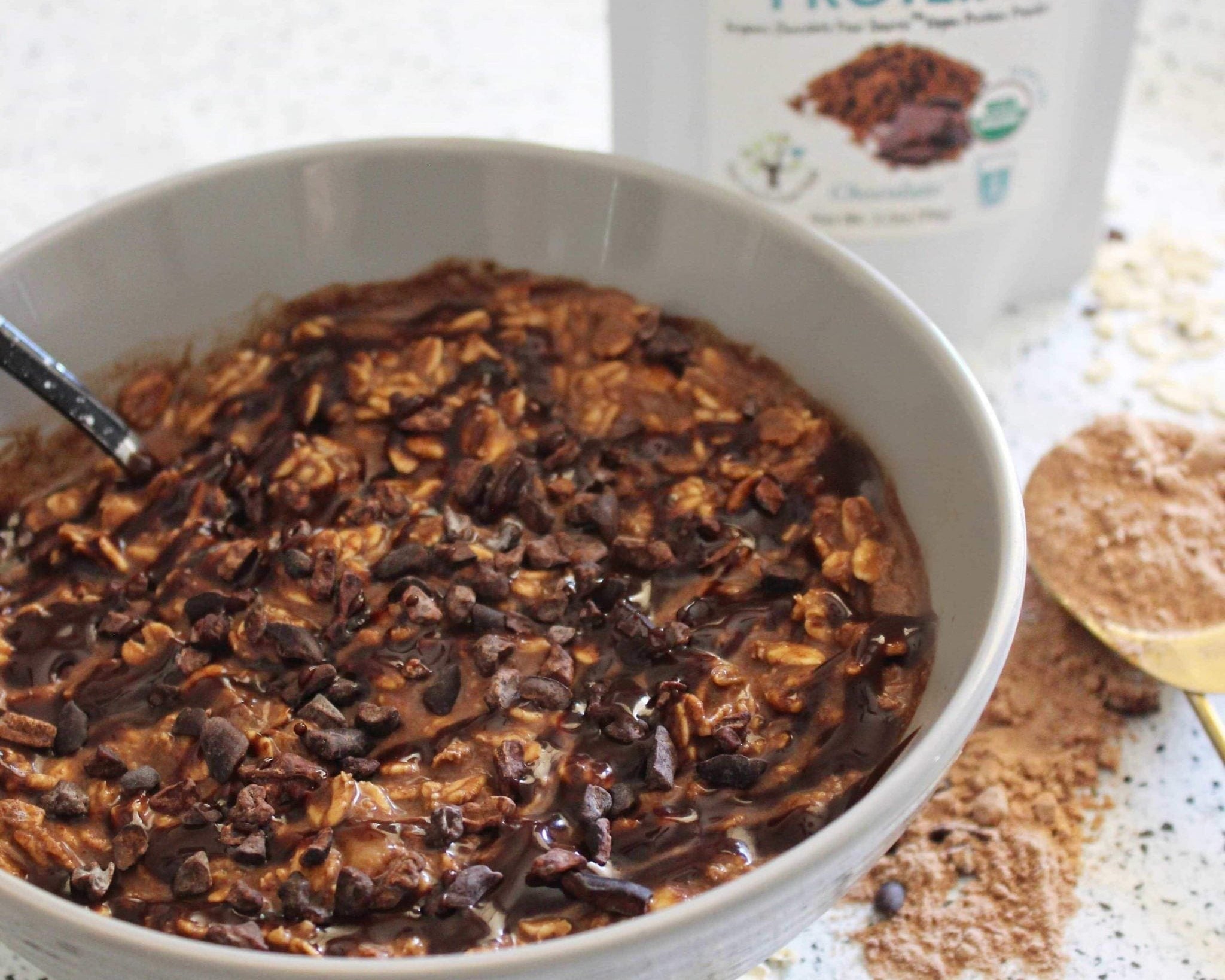 Brownie Batter Protein Overnight Oats