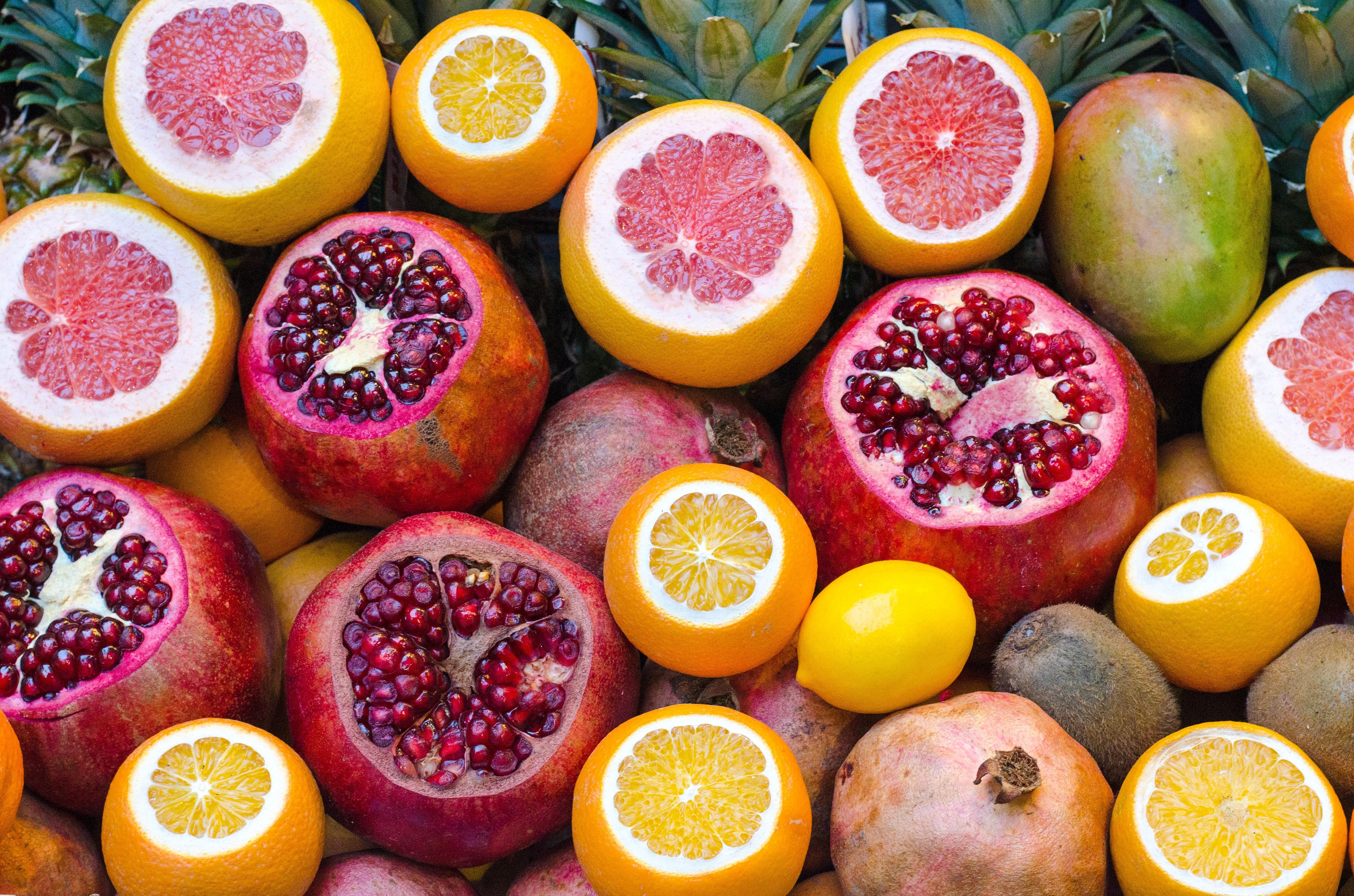 These Superfoods Stimulate Your Body’s Natural UV Radiation Protection